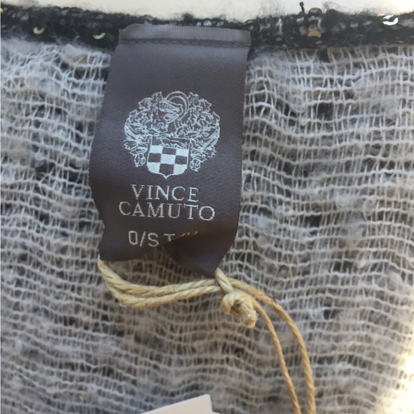 Vince Camuto reversible cape poncho in shades of gray HP24 - Picture 3 of 12